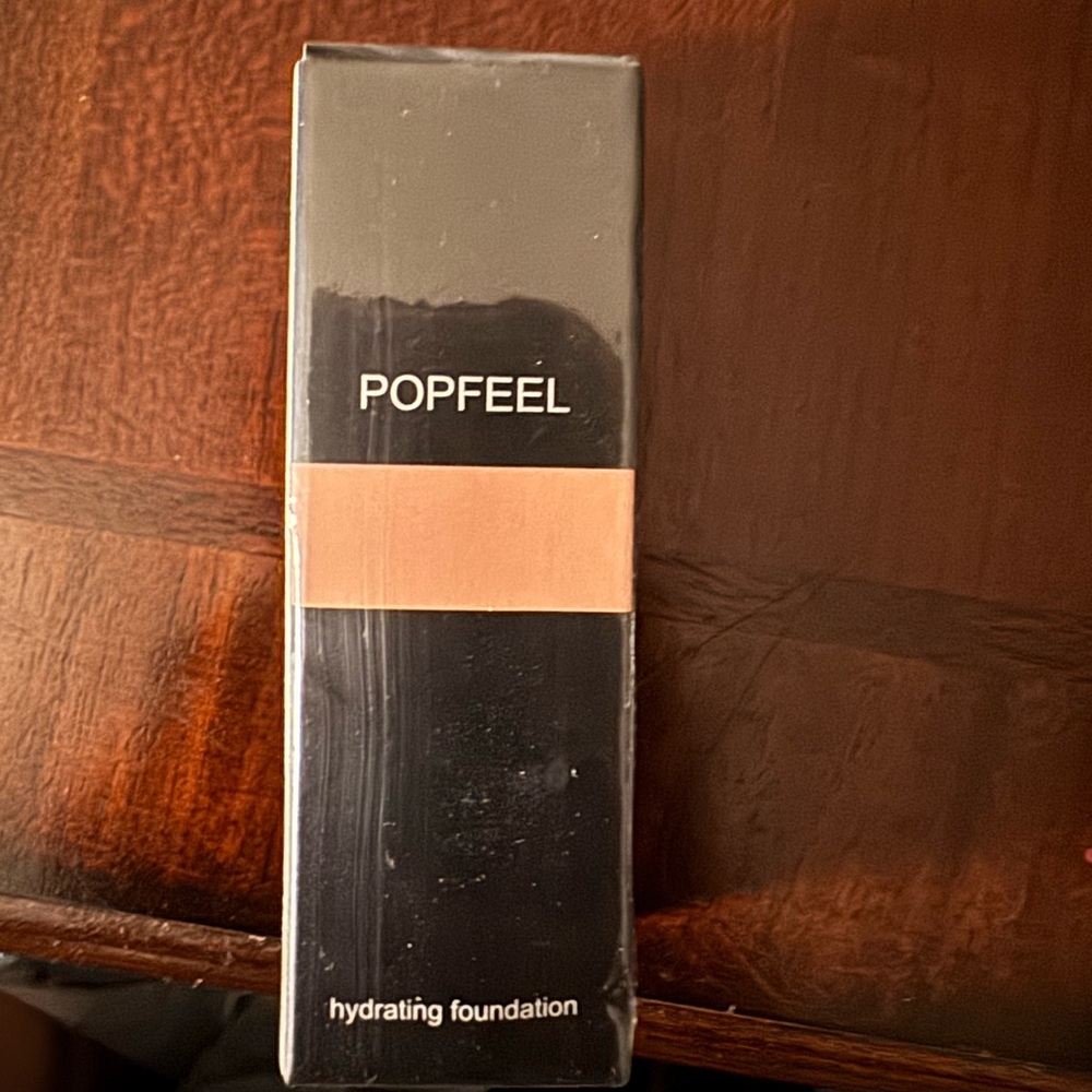 Popfeel Hydrating Foundation